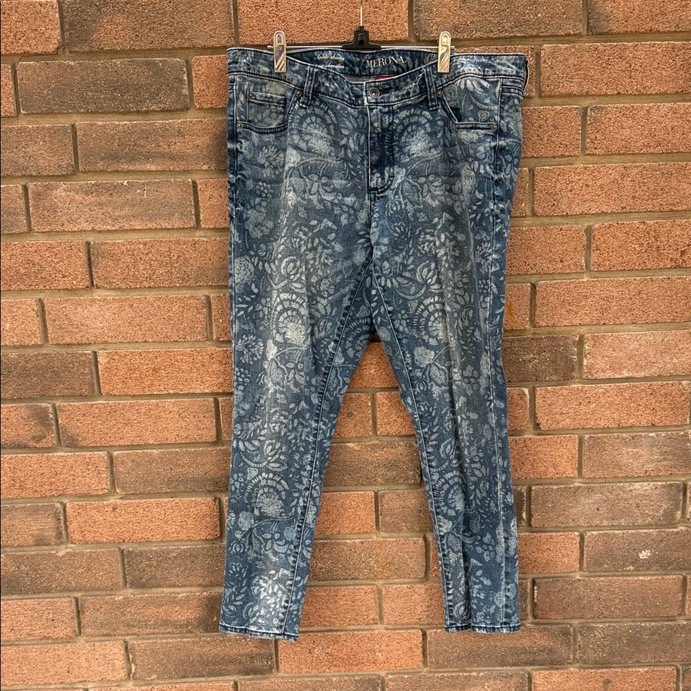 Merona Blue Floral Pasiely Printed Ankle Blue Jeans Size 16